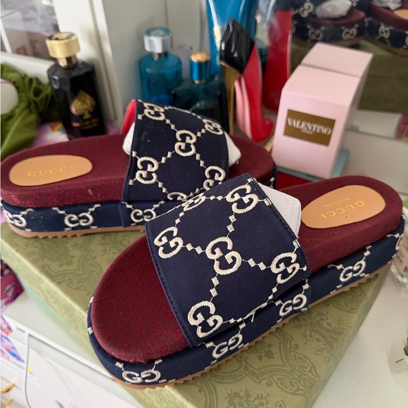 Women's Blue and Burgundy Slide Sandals - Picture 1 of 2